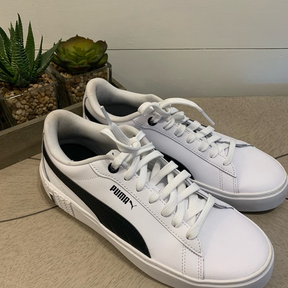 NWOT: Puma Woman’s 8.5 Serve Pro Lite Lace-Up Sneakers In White - Picture 4 of 10